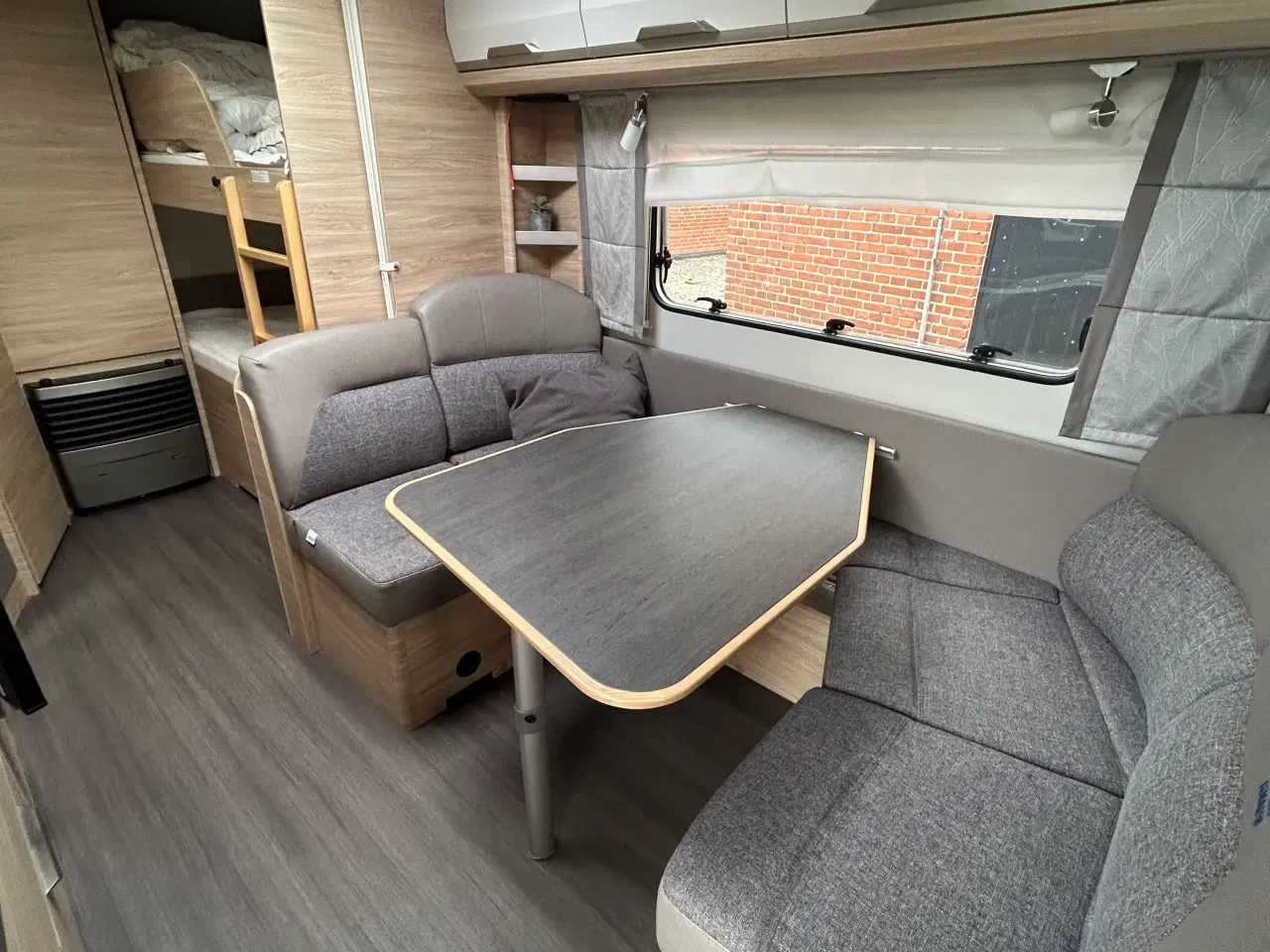 Billede 3 - Flot køjevogn med mover