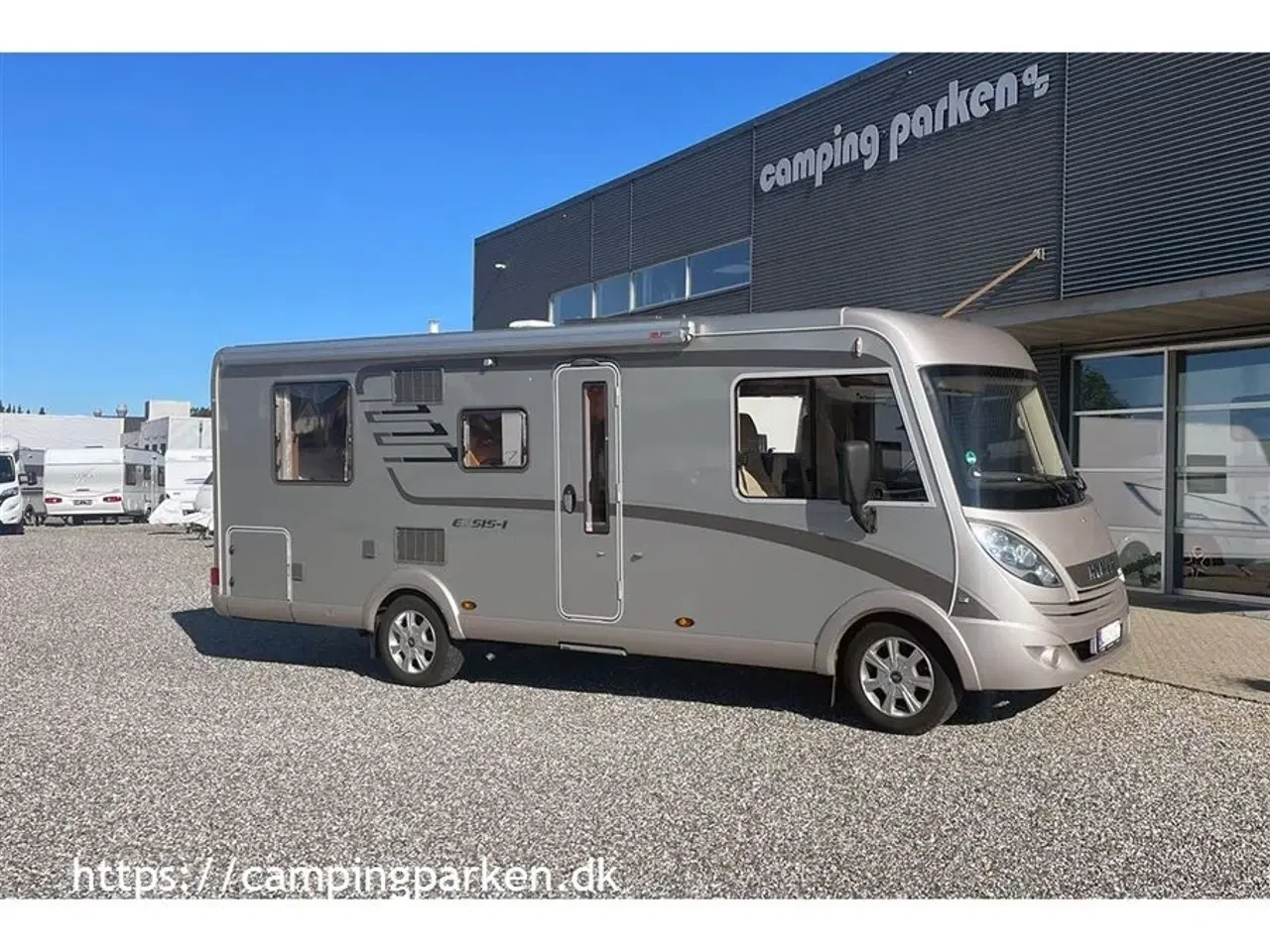 Billede 1 - 2013 - Hymer Exsis I698   Flot helintegreret Hymer Exsis I698, queens bed i bagenden og sænkeseng