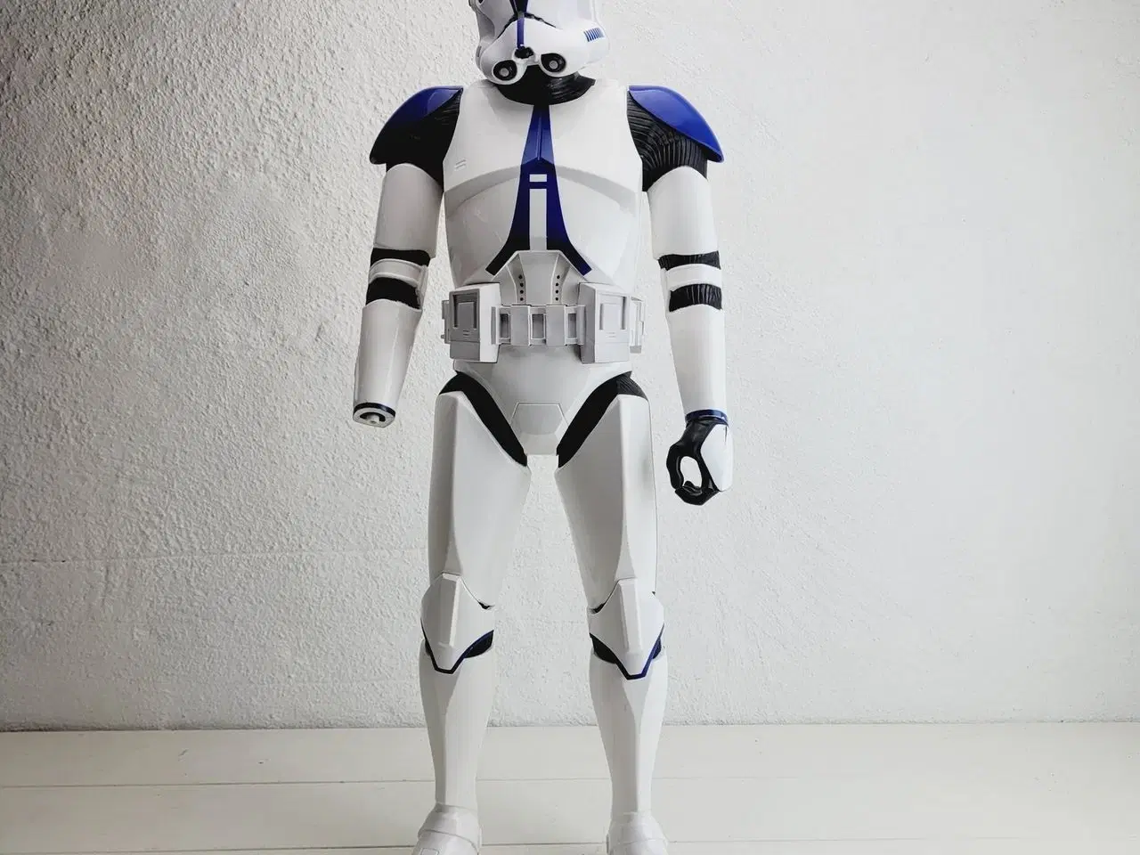 Billede 1 - ⭐️- STOR Clone Trooper med Kampskader: En Figur me