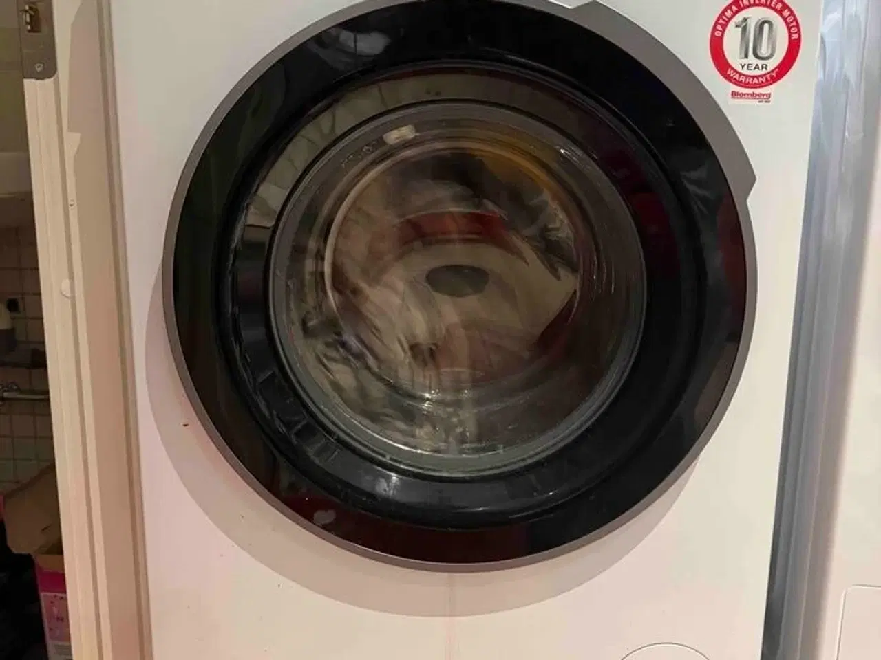 Billede 1 - Tørretumbler BLOMBERG BT8M54W + understel (1 år gammel)