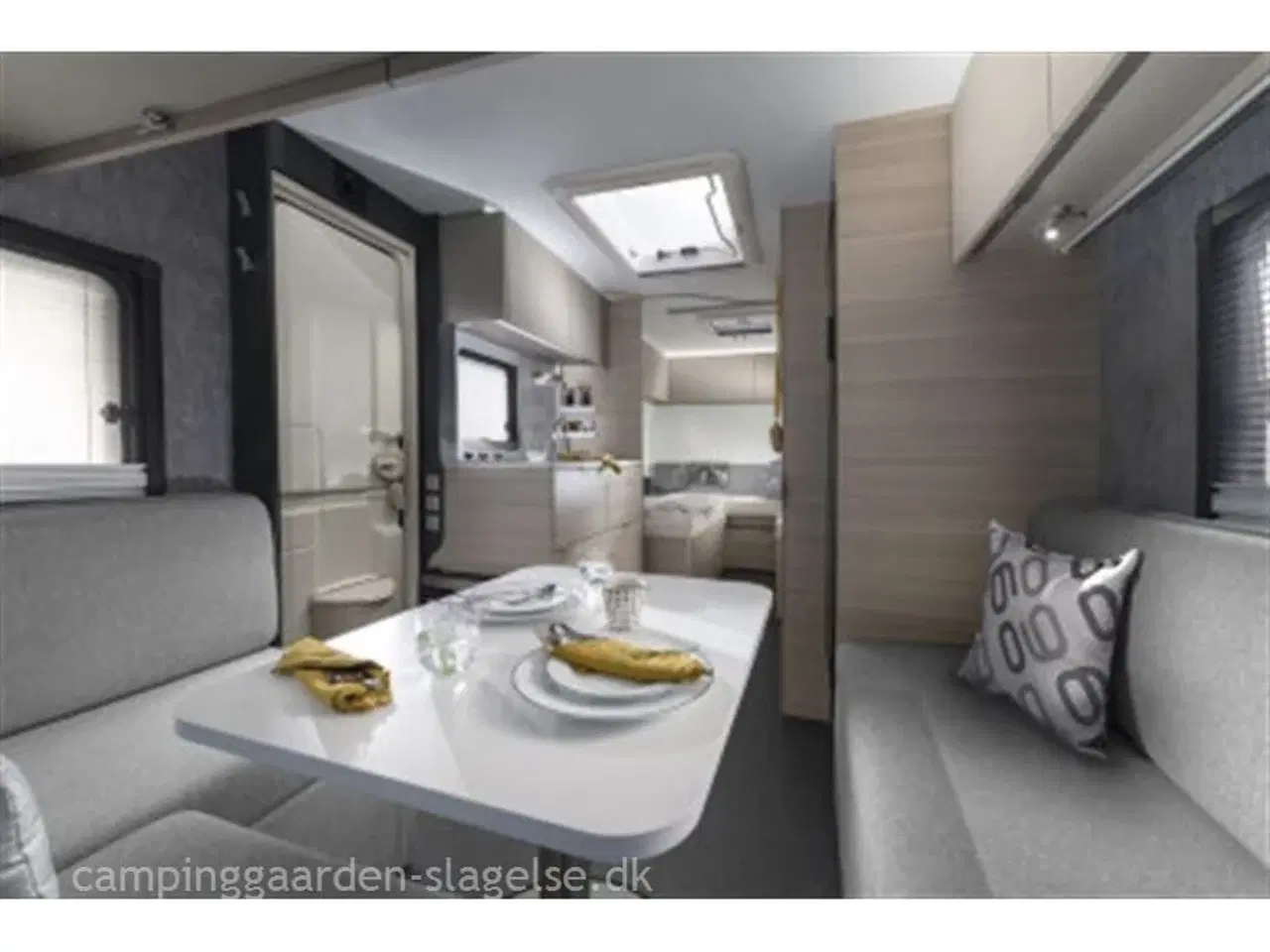 Billede 4 - 2026 - Adria Altea 502 UL 60Y Selection   Adria Altea 60Y Selection – 60 år med frihed på hjul!