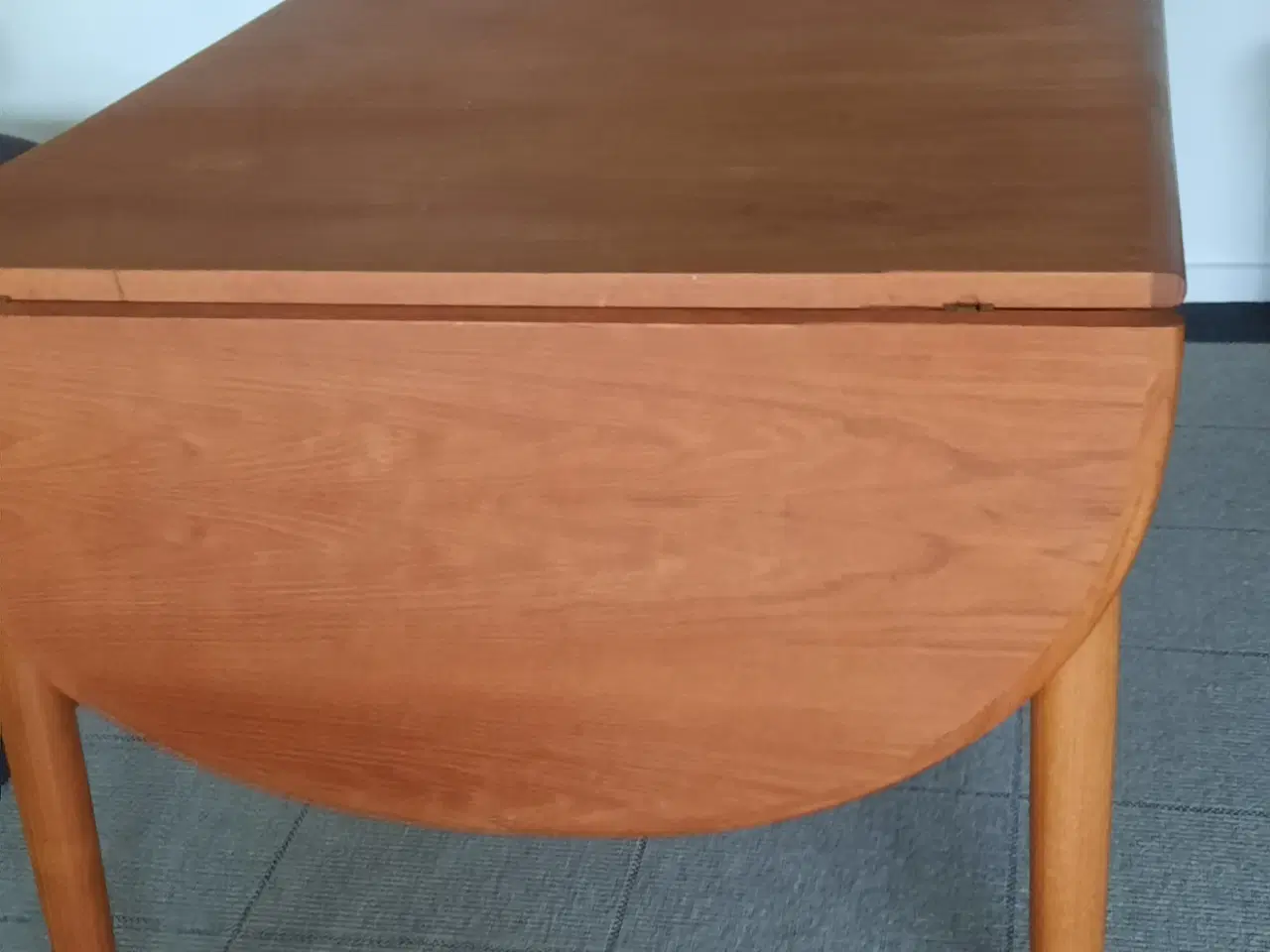 Billede 1 - Teaktræsbord