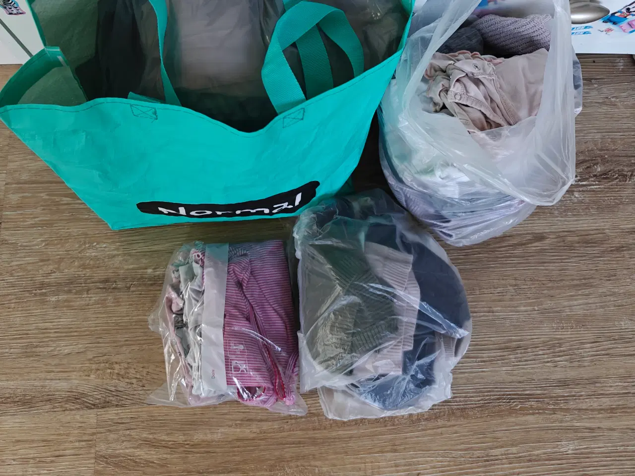 Billede 1 - Pigetøj str 86 92 98 