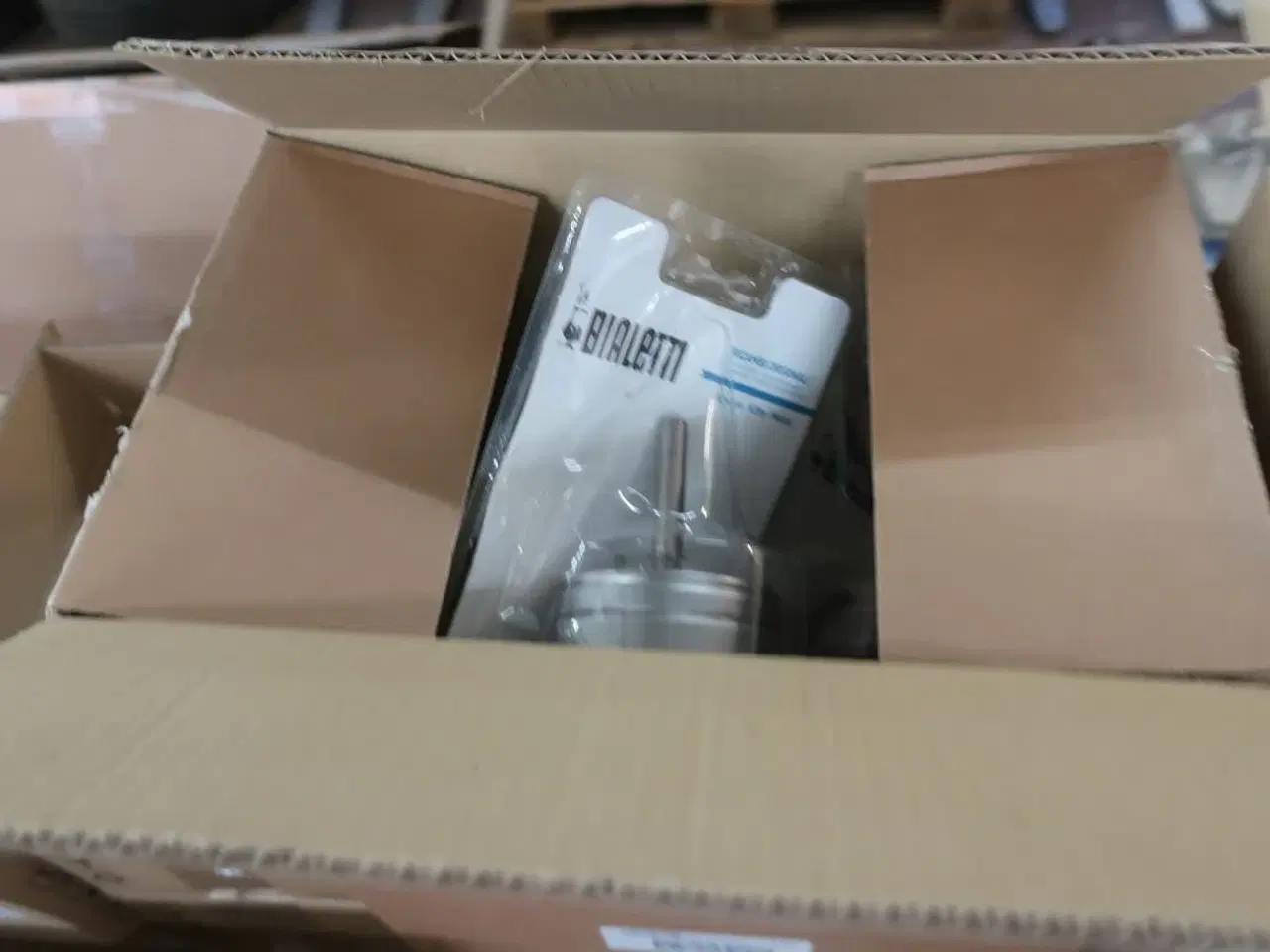 Billede 6 - Vareparti, kaffeproduktion BIALETTI, artikel BUGATTI