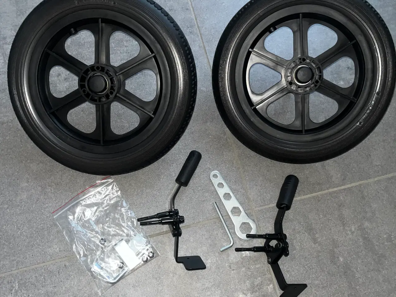 Billede 2 - Kørestol - som ny