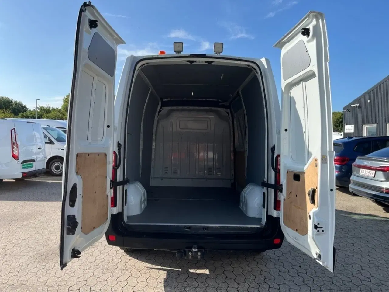 Billede 9 - Renault Master III T33 2,3 dCi 135 L2H2 Kassevogn