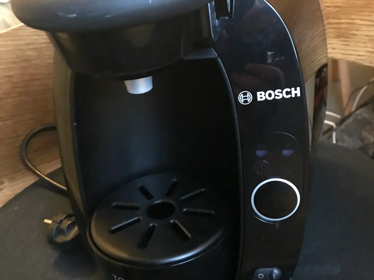Billede 3 - Tassimo Bosch kapsel kaffemaskine Næsten Ny