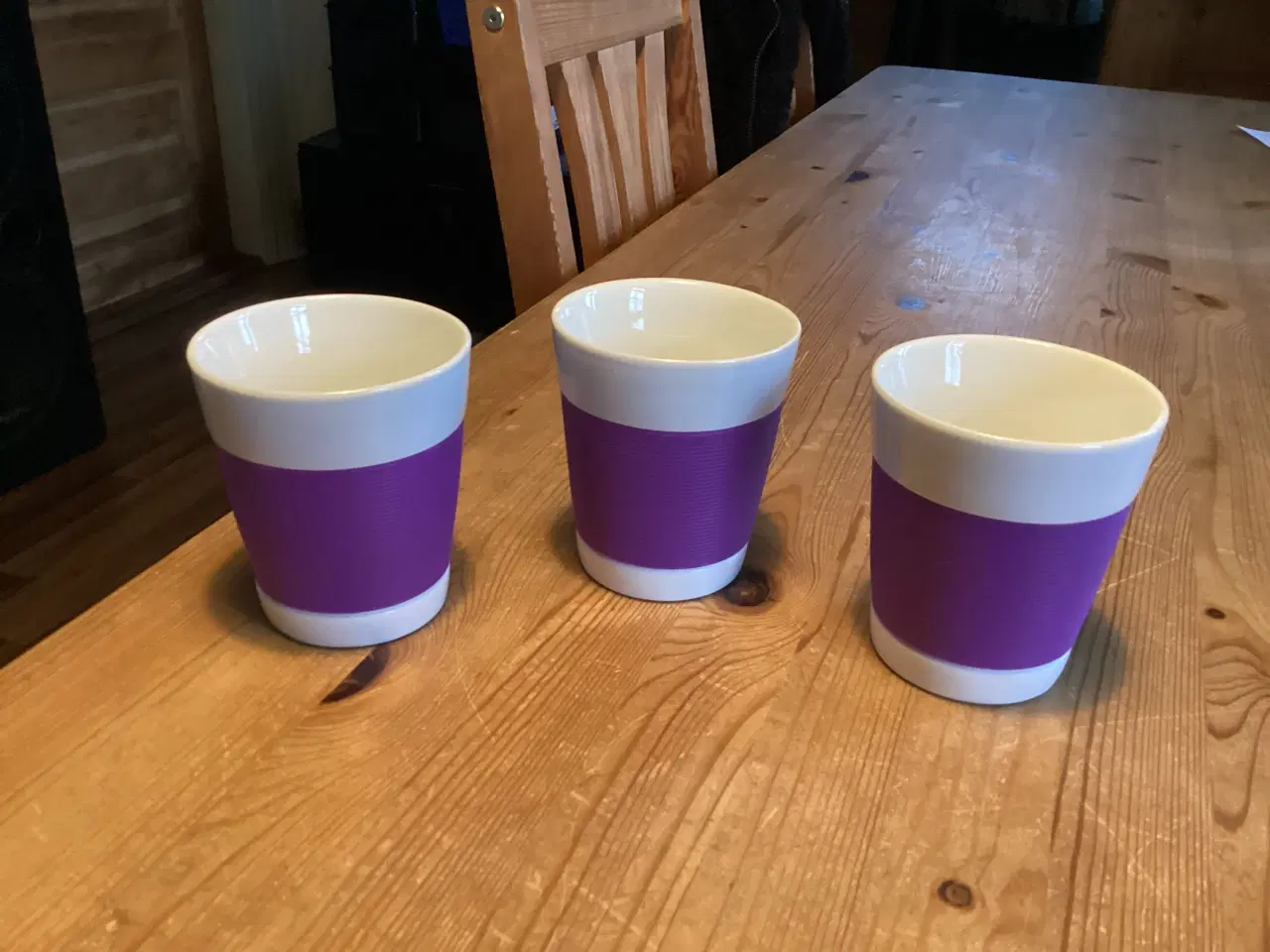 Billede 7 - Bodum Krus, Osteklokke, Porcelæns Knager, Og Mere.