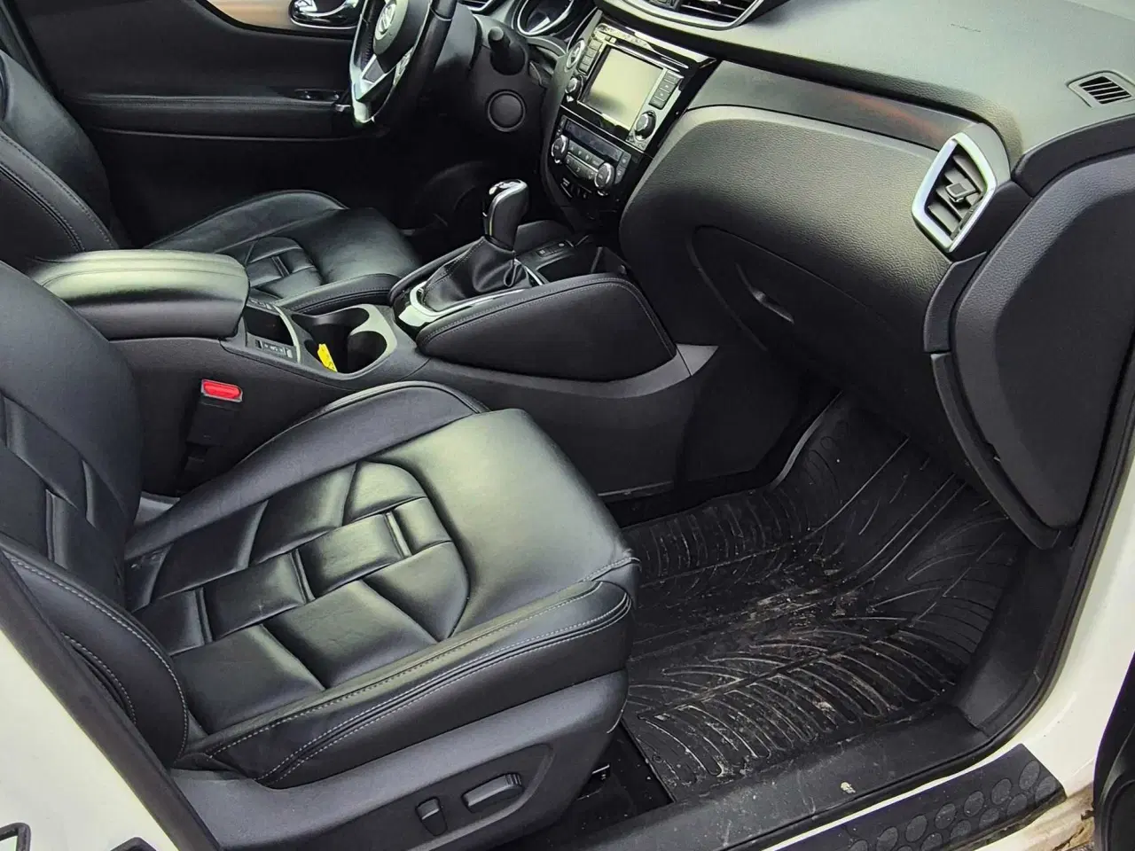 Billede 5 - Lækker bil