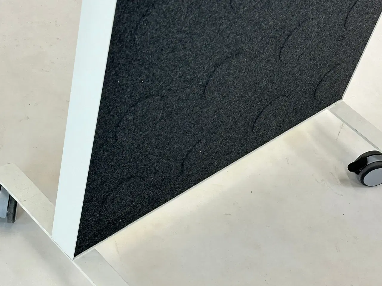 Billede 3 - Mobil Tavle (Whiteboard/Lydabsorberende)