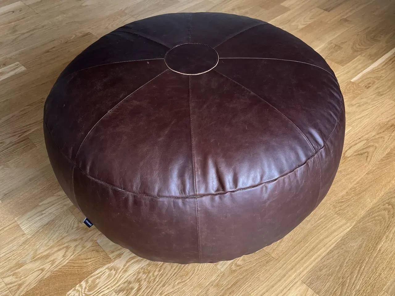 Billede 2 - Lækker puf i skind  fra Sinnerup