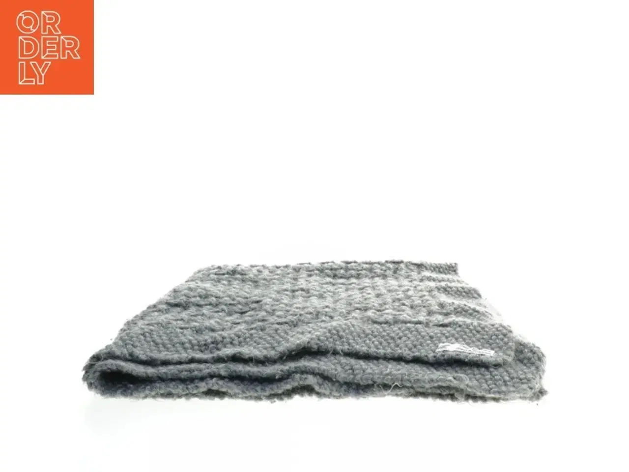 Billede 2 - Strikket tæppe (str. 75x78 cm)