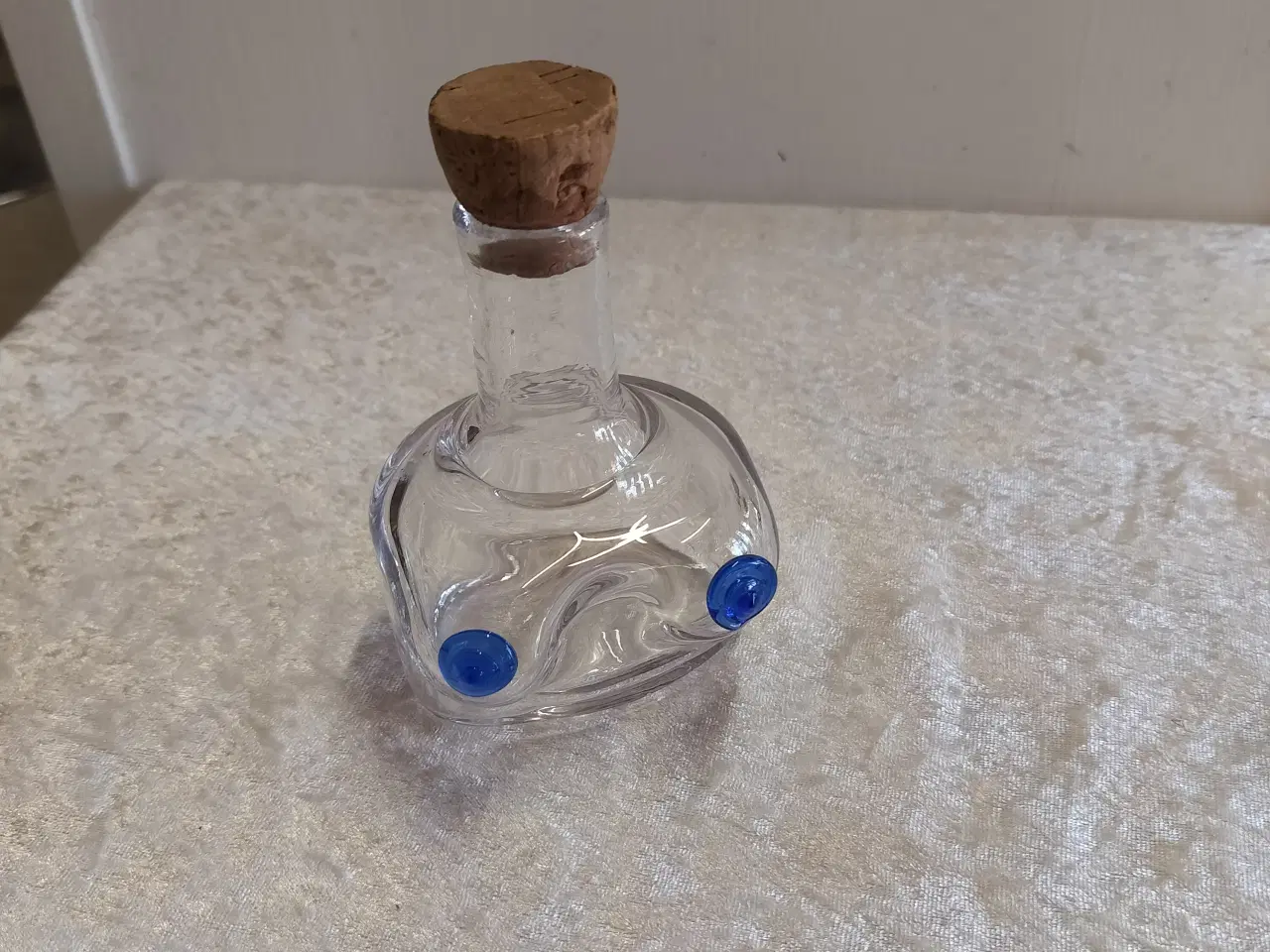 Billede 4 - Sjov lille dram flaske med bryster