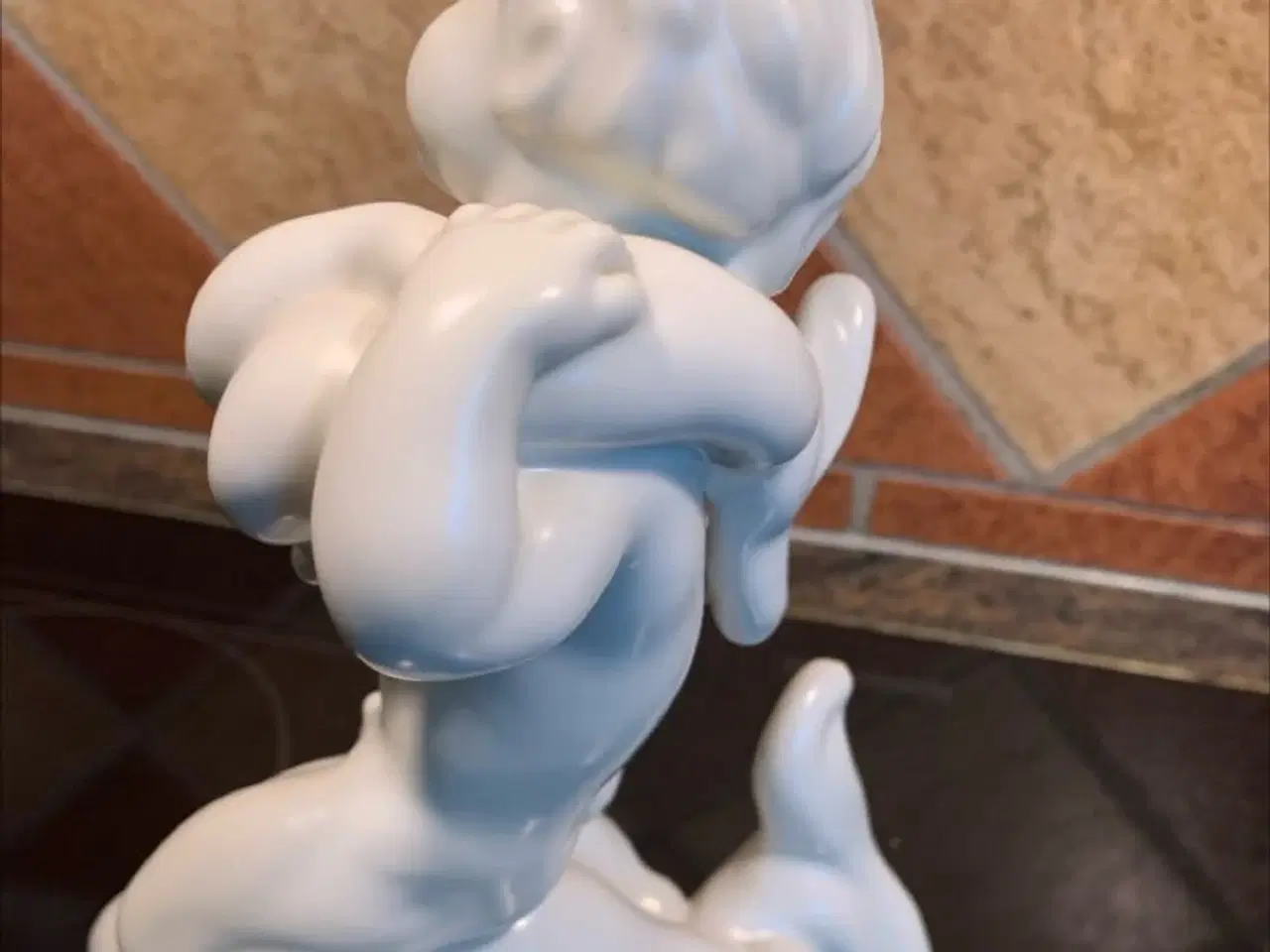 Billede 2 - B. G.drenge på delfiner