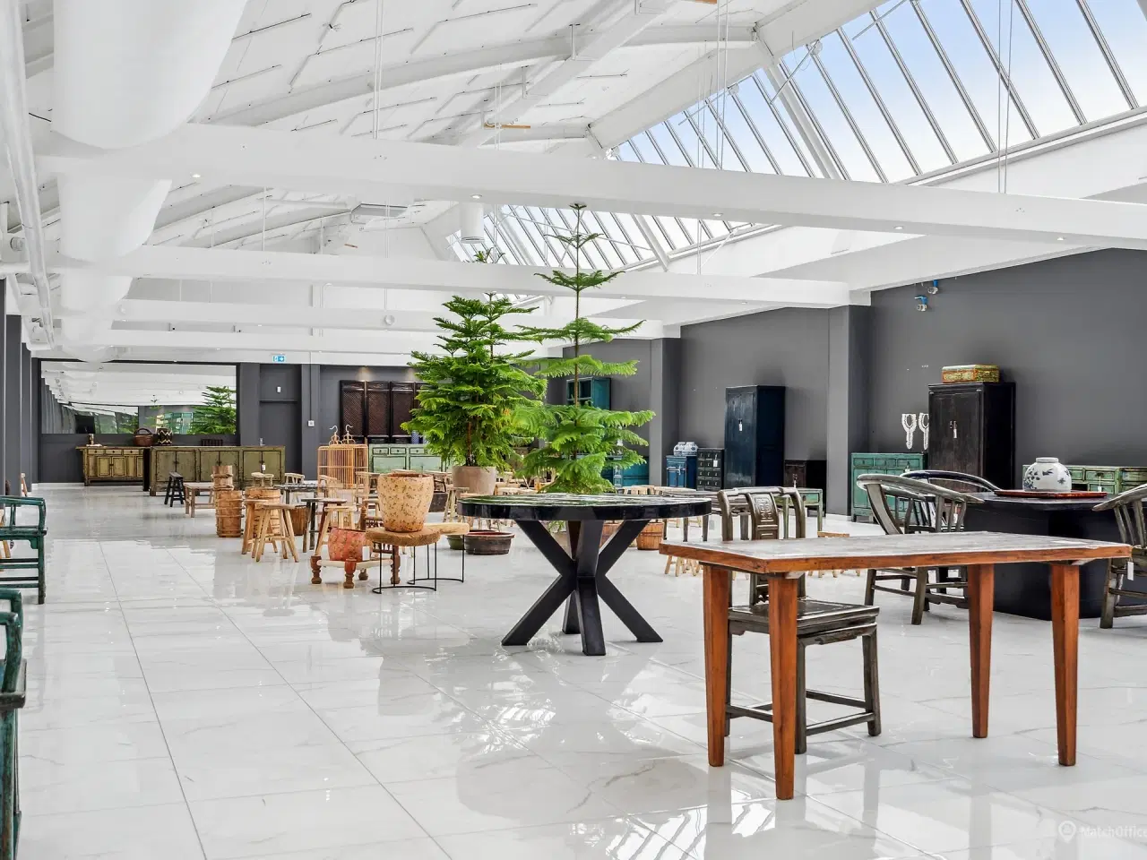 Billede 13 - Renoveret lejemål i en fabriksbygning med tilhørende stor parkeringsplads