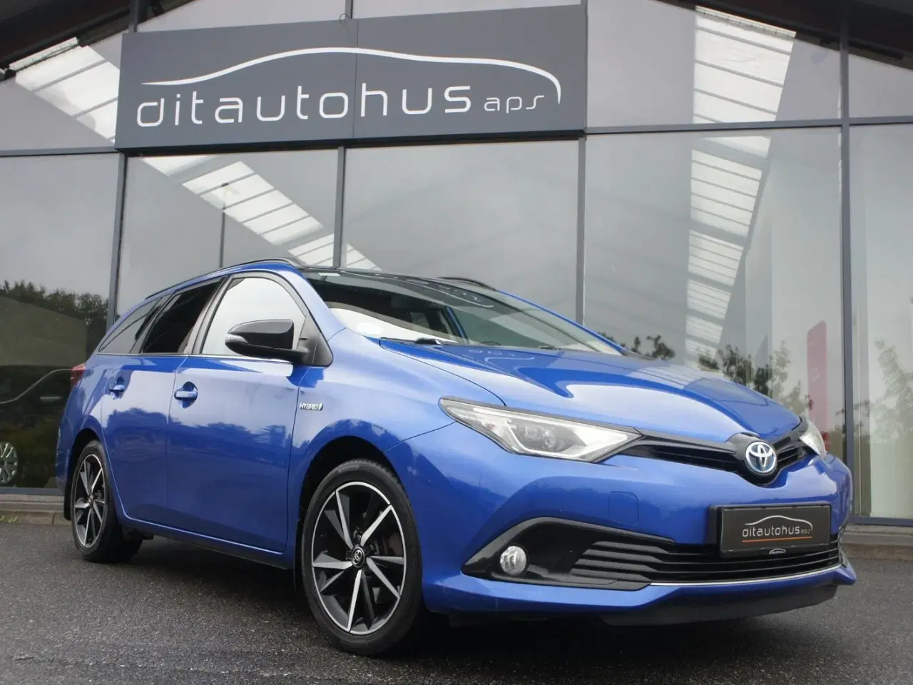 Billede 2 - Toyota Auris 1,8 Hybrid H2 Comfort Touring Sports CVT