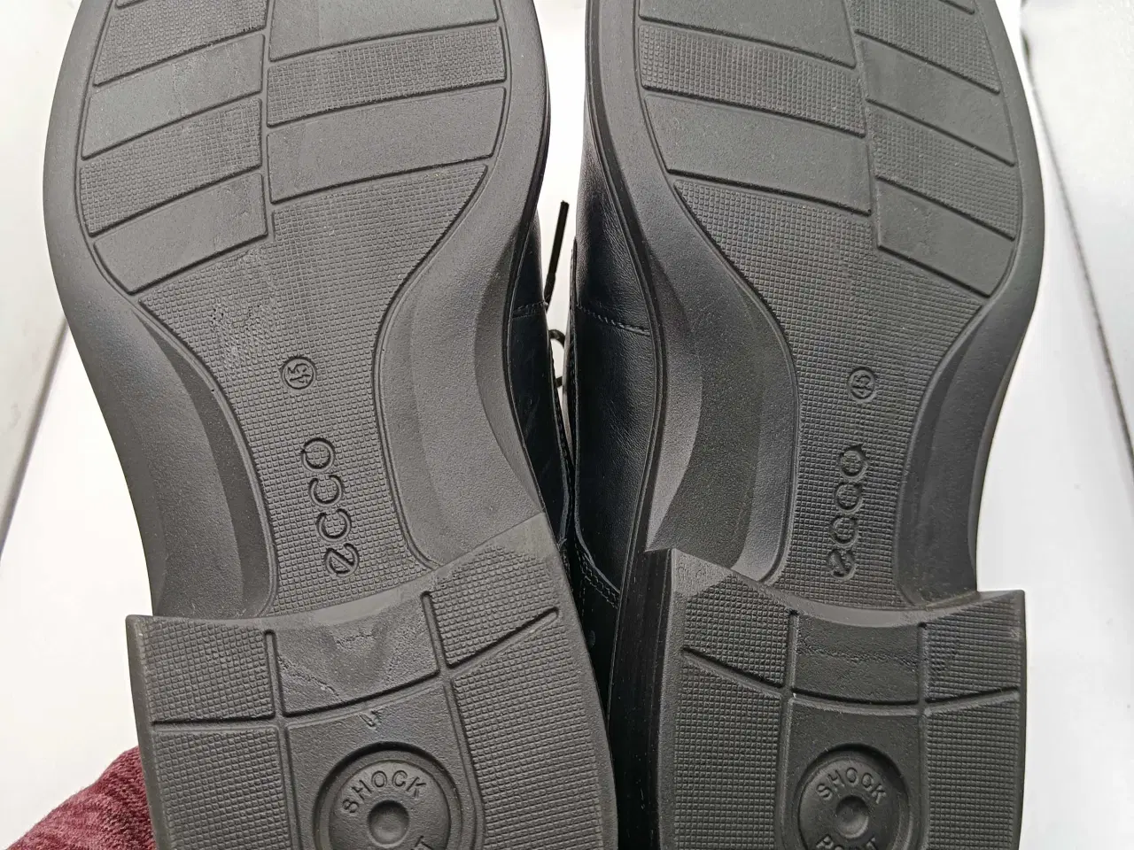 Billede 8 - Ecco sort læder sko 45str