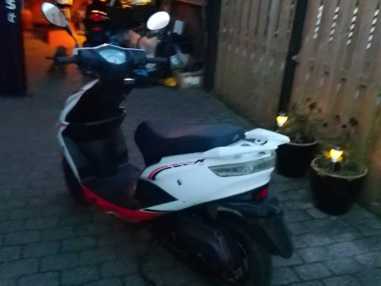 Billede 4 - Fin og iorden scooter 