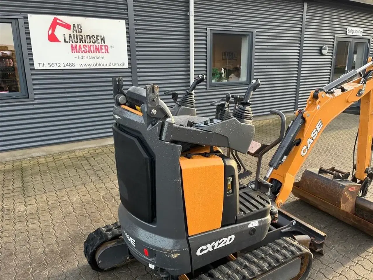 Billede 11 - Case CX12D compactilt + 2 skovle