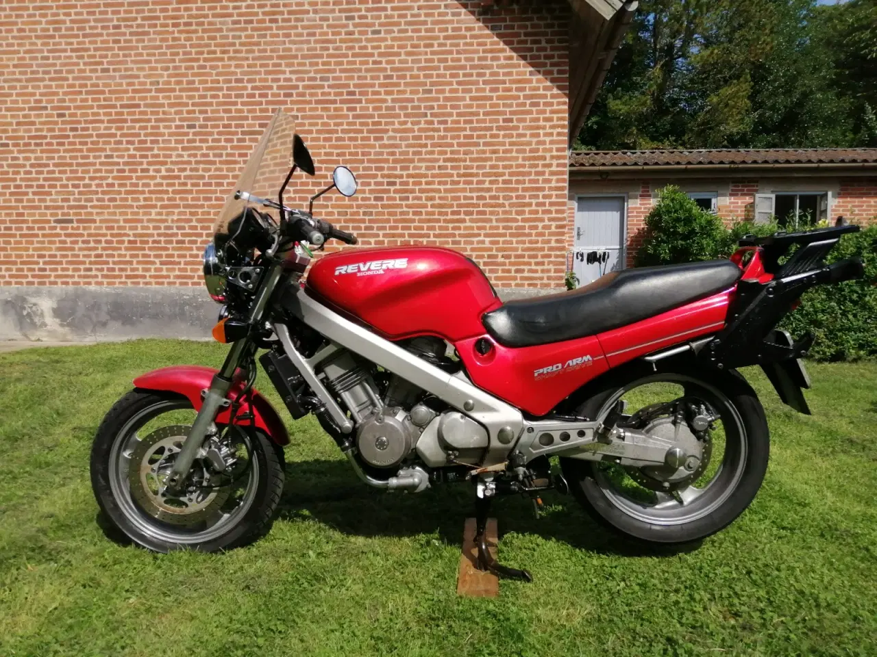 Billede 1 - Honda revere 650