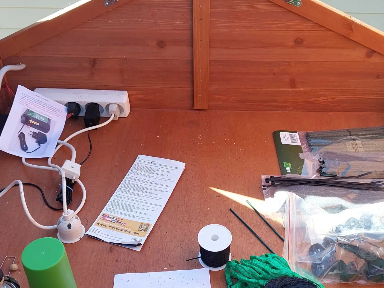 Billede 3 - Hønsehus -gård m. alt tilbehør sælges