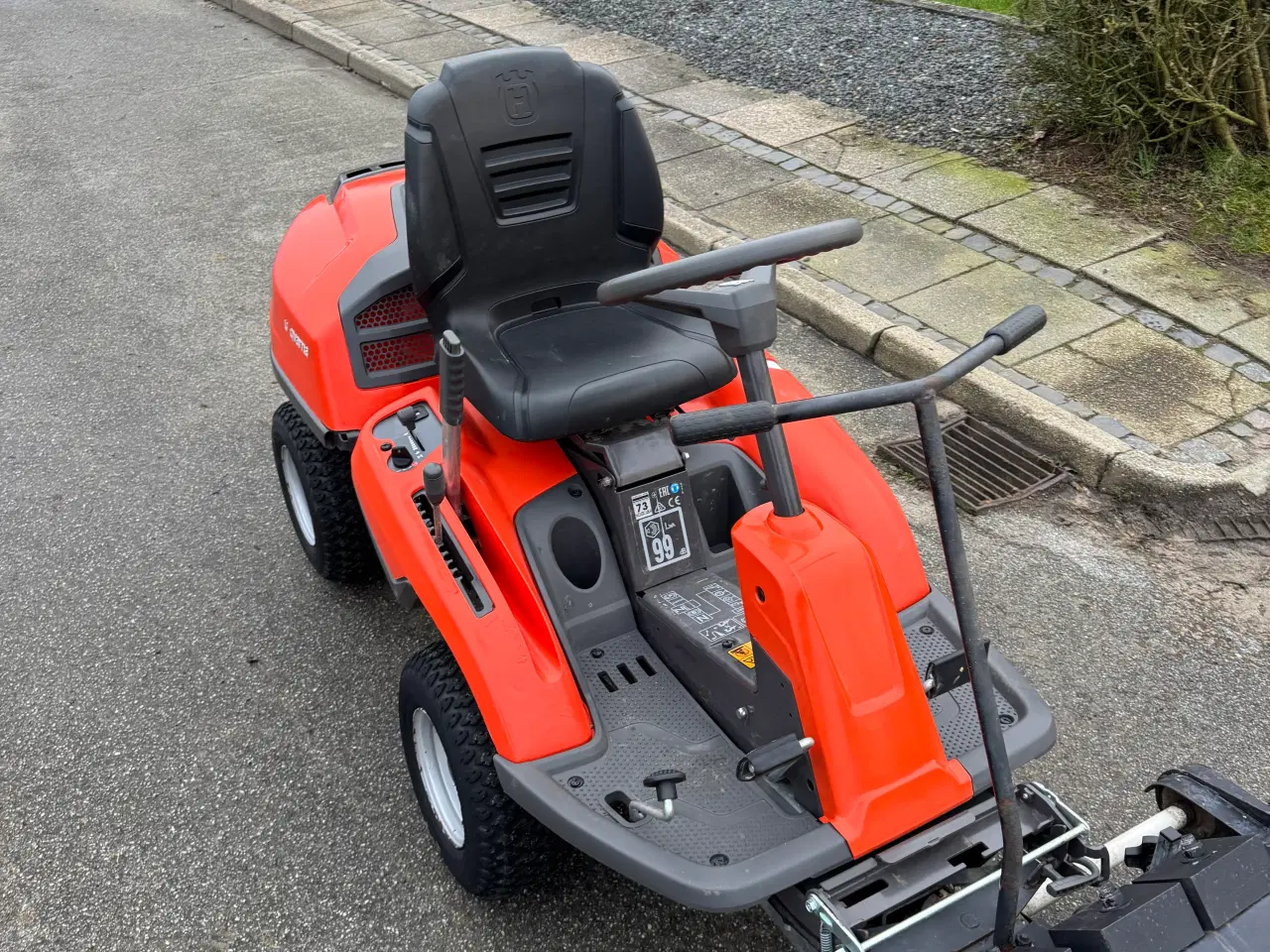 Billede 15 - Husqvarna r318 112cm klippebord