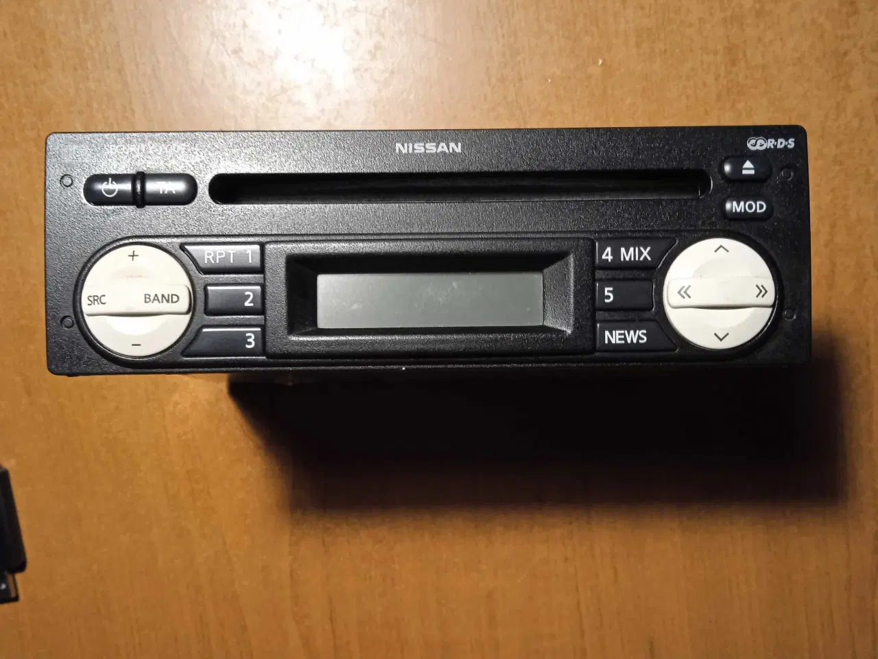 Billede 1 - Nissan micra radio