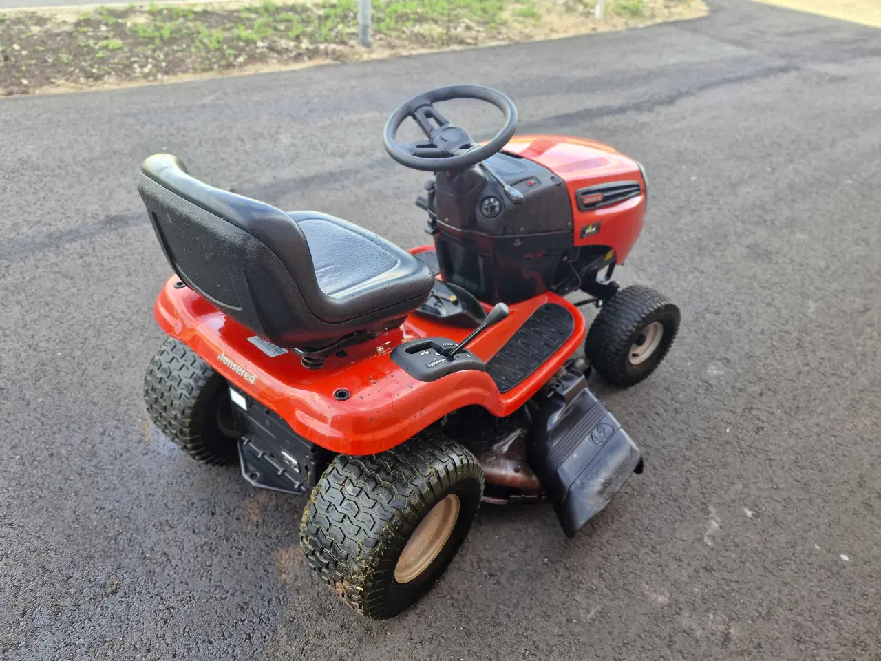 Billede 4 - Jonsered LT2317A Havetraktor (Klargjort) 