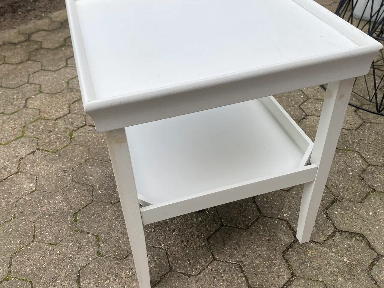 Billede 3 - Lille hvid bord