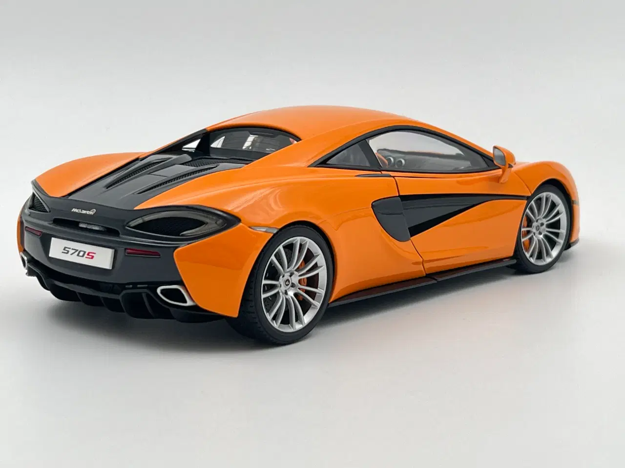 Billede 4 - 2016 McLaren 570S - AUTOart - 1:18