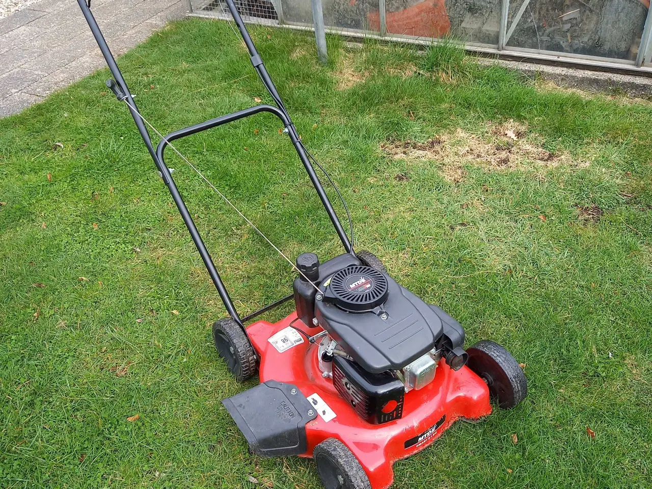 Billede 1 - Plæneklipper MTD 