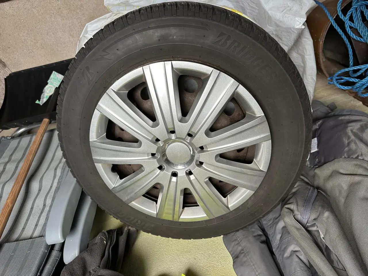Billede 1 - Vinterdæk 5 bolte