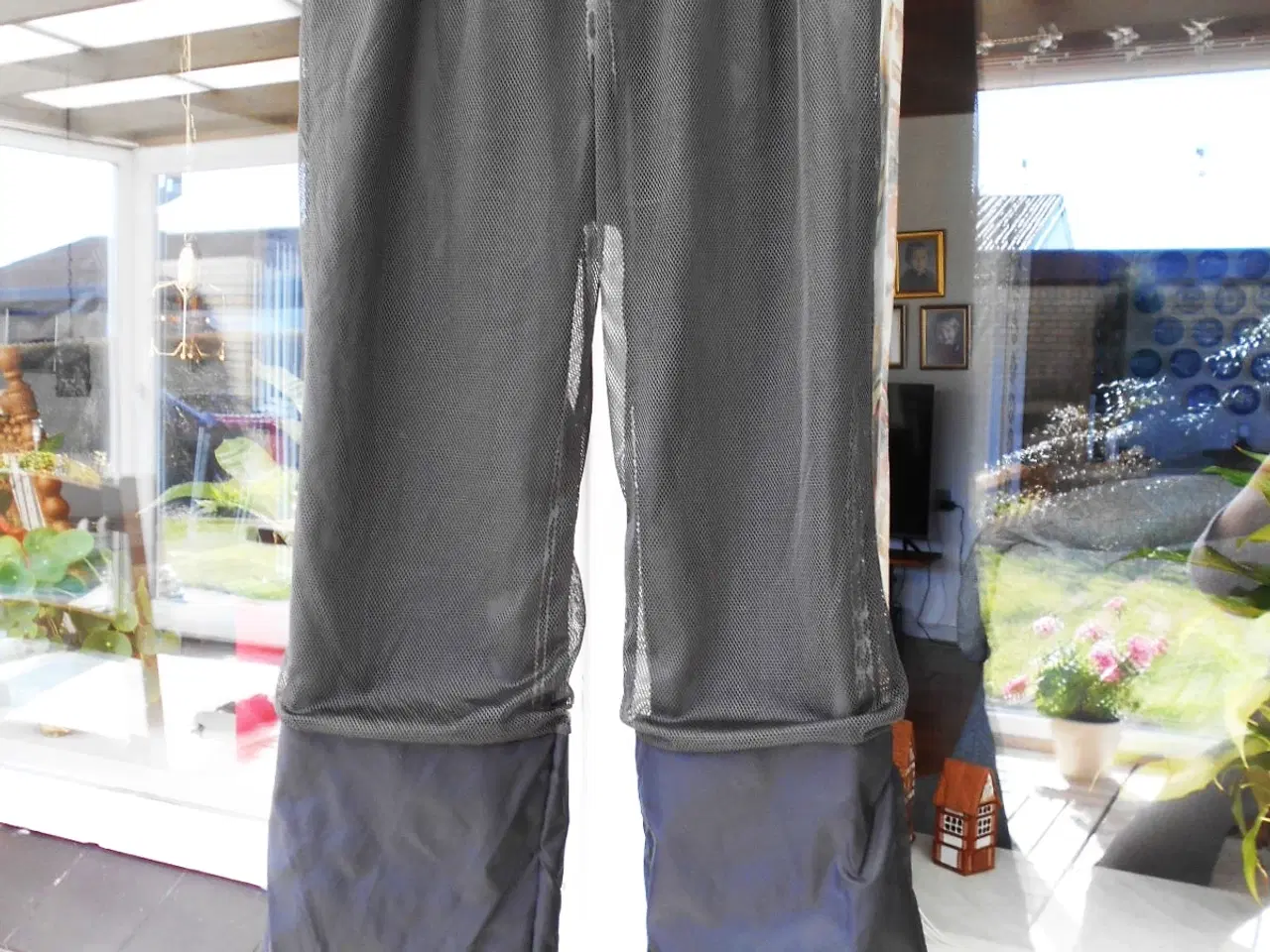 Billede 8 - NY Helly Hansen sorte regnbukser str L