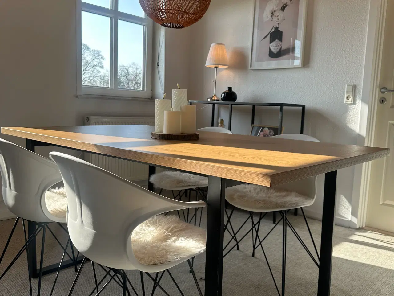 Billede 2 - Jysk - Spisebord 