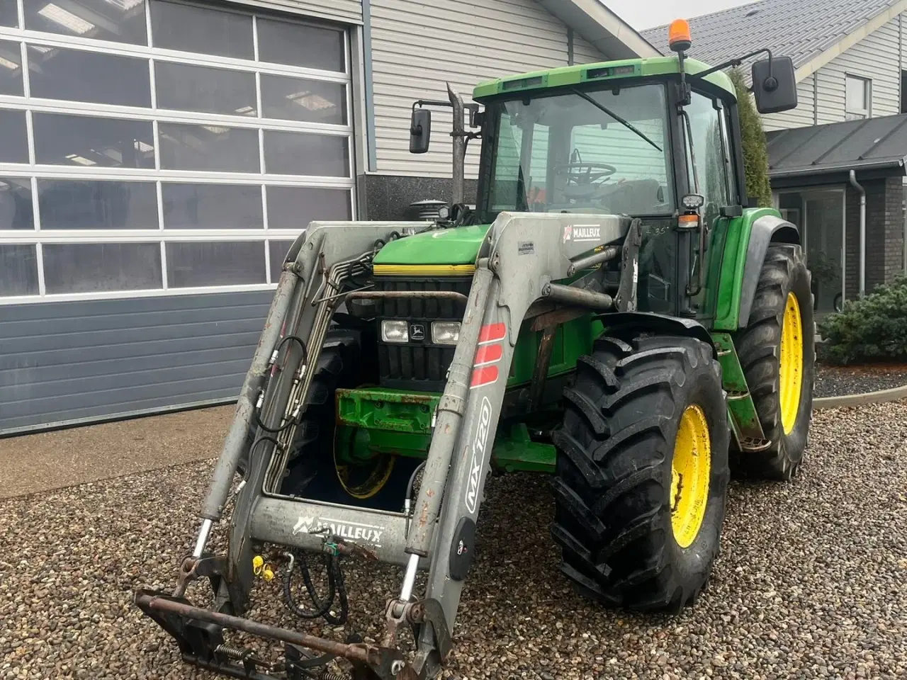 Billede 8 - John Deere 6506 Med frontlæsser og vendegear ved rattet samt nye fordæk