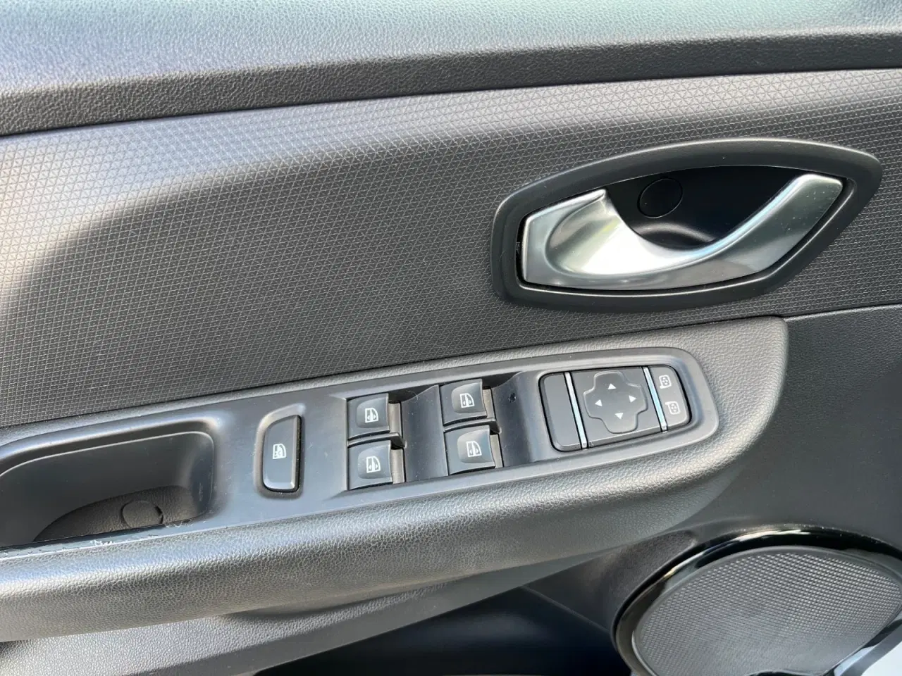 Billede 9 - Renault Clio IV 0,9 TCe 90 Limited Sport Tourer