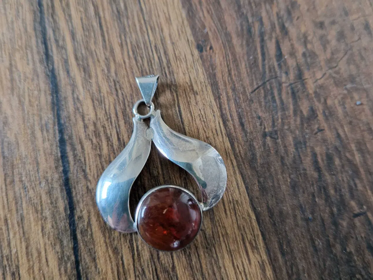 Billede 7 - Antik sølv vedhæng med rav. COF