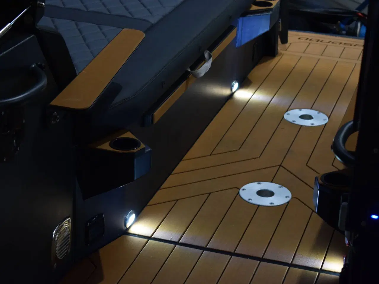 Billede 10 - Aqua Spirit 7.0 Cruise  - 200 HK Yamaha/Udstyr