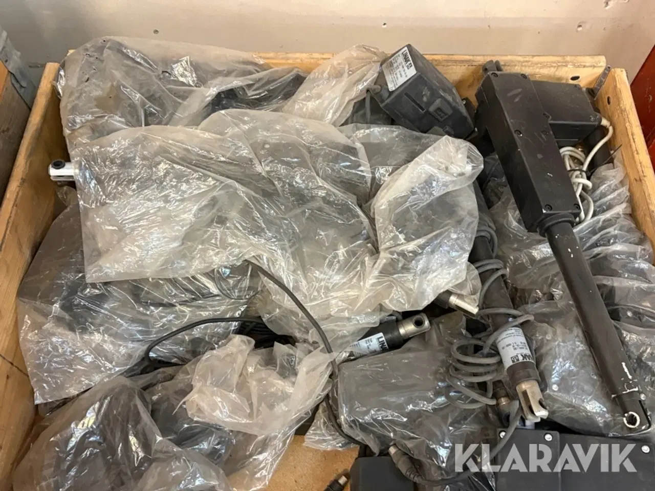 Billede 1 - 24v El-aktuatorer