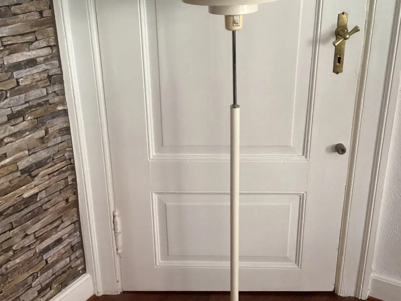 Billede 2 - Gulvlampe DanaLight model Sydney