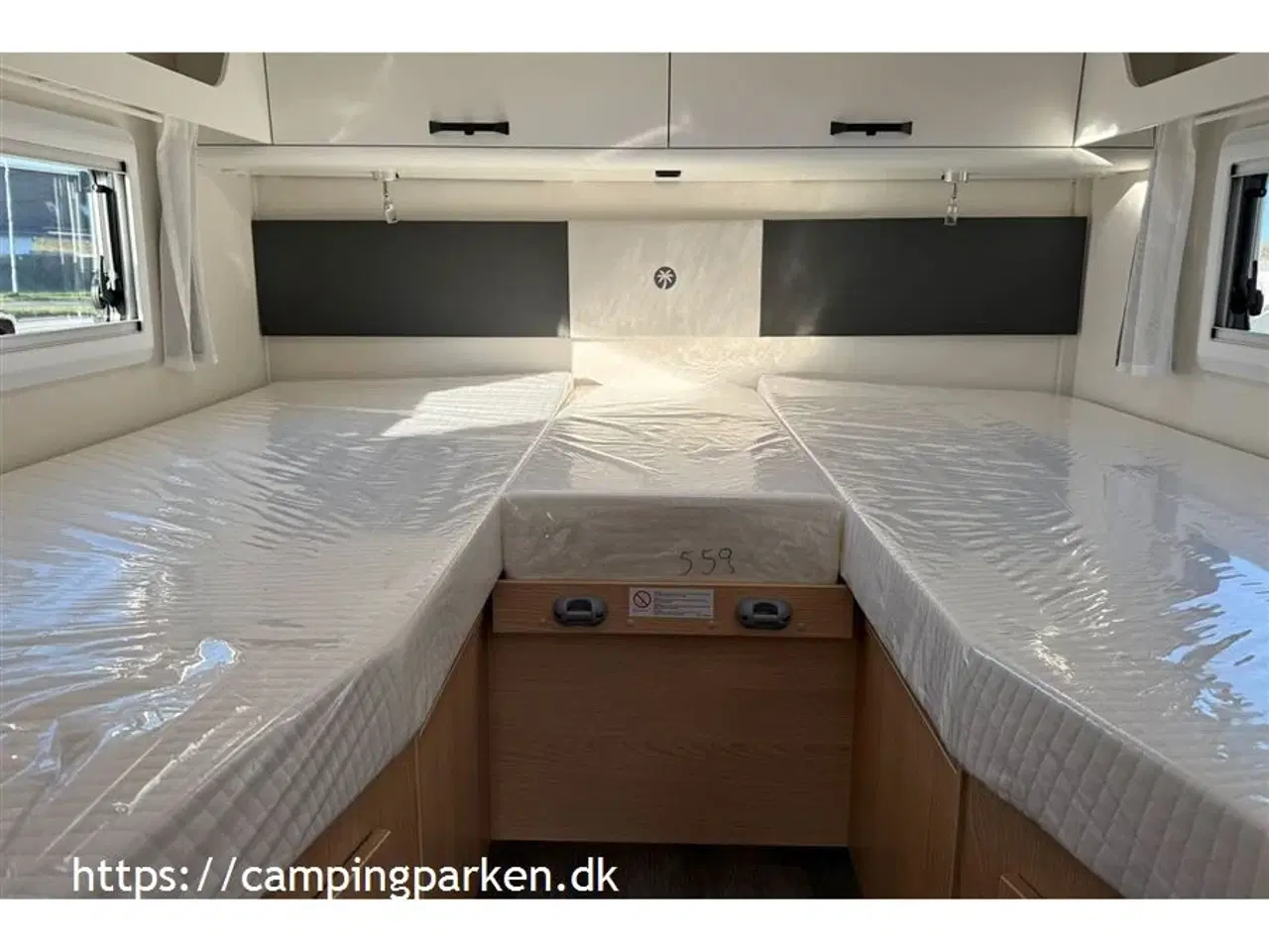 Billede 12 - 2026 - SunLight I 68 Adventure Edition   Sunlights flagskib med enkeltsenge, automatgear, 180hk og 4.400 kg. chassis