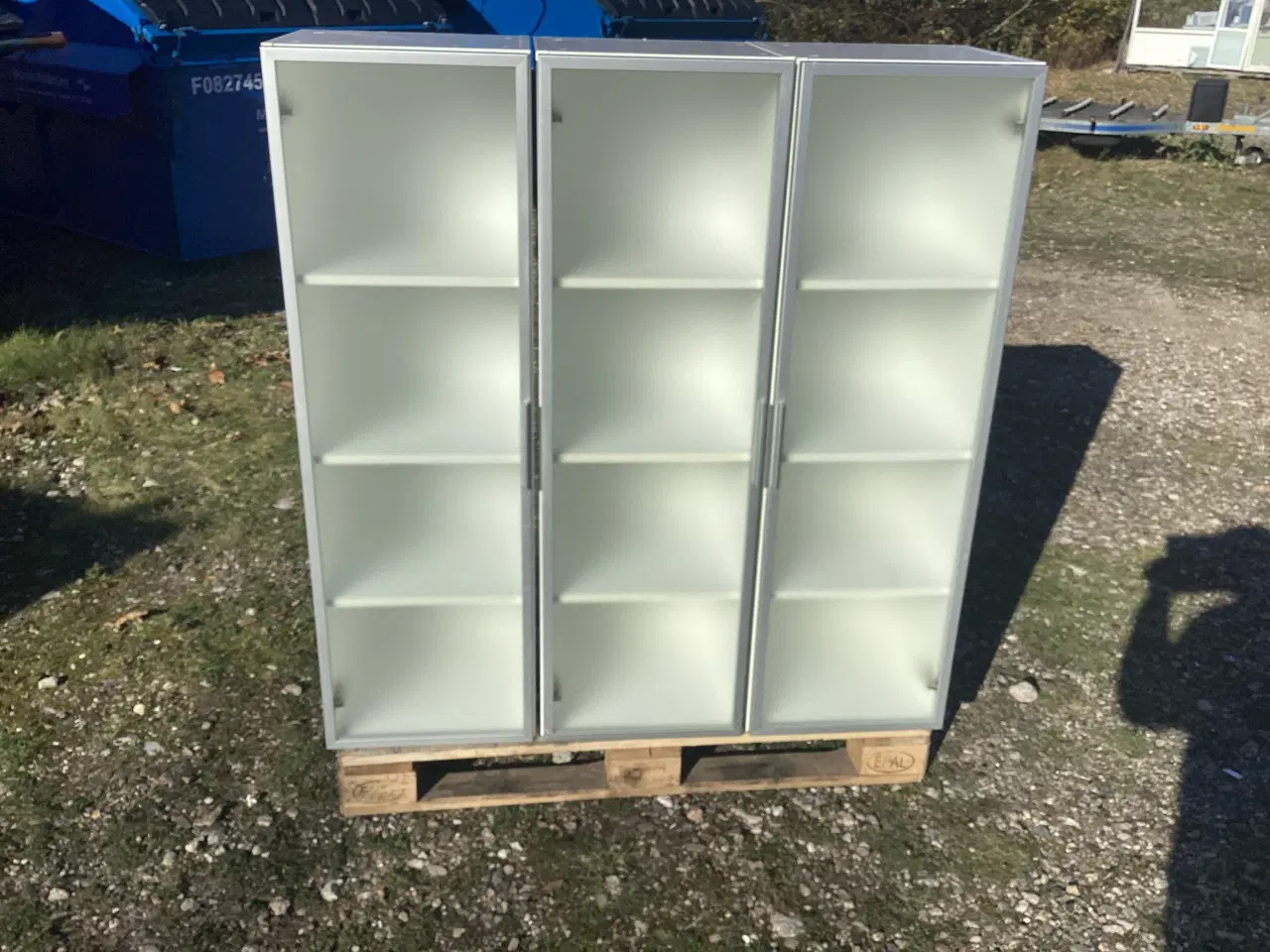 Billede 1 - Badeværelsemøbel