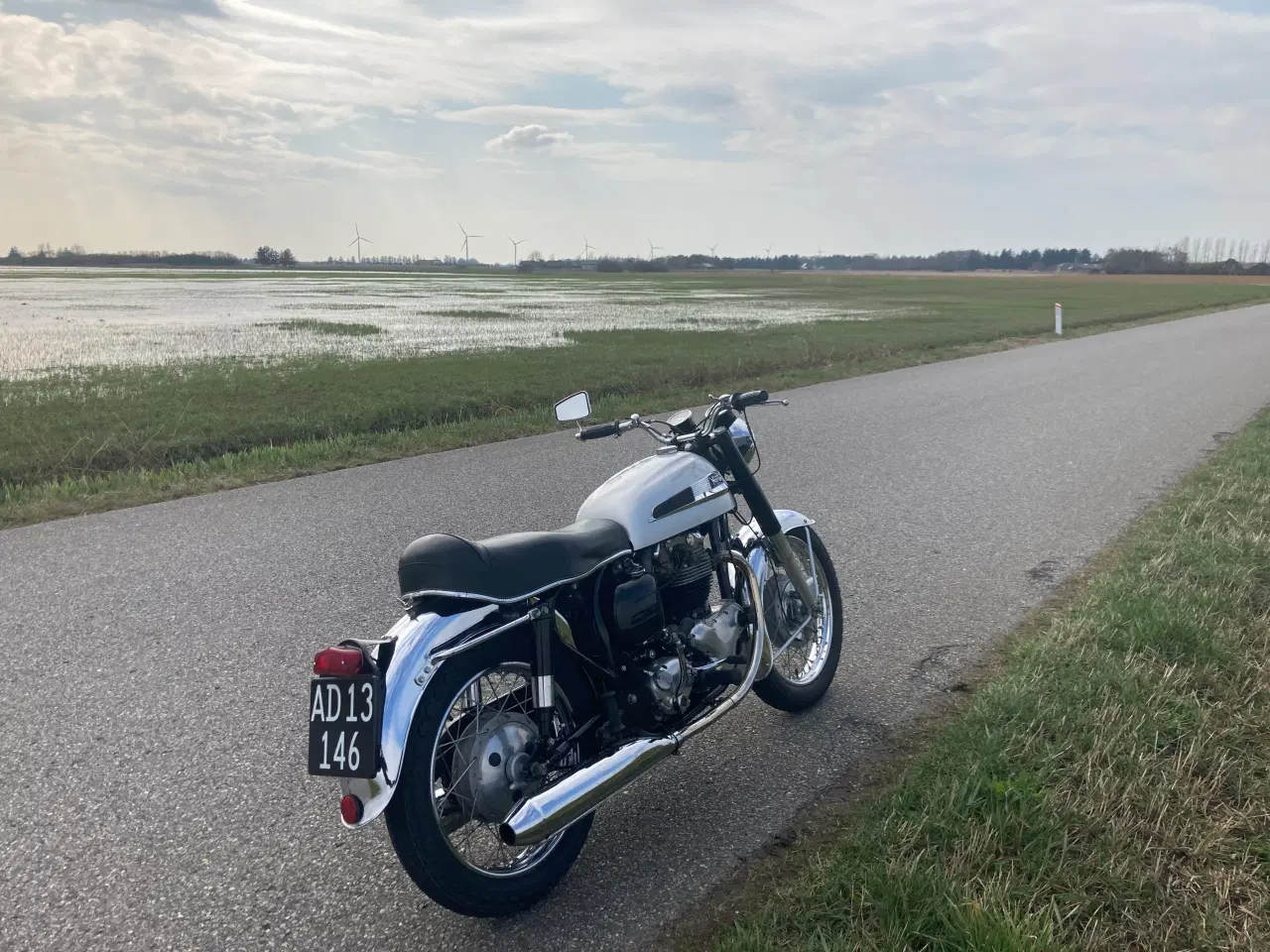 Billede 2 - Norton 650ss dobbelt kab.Featherbed stel.