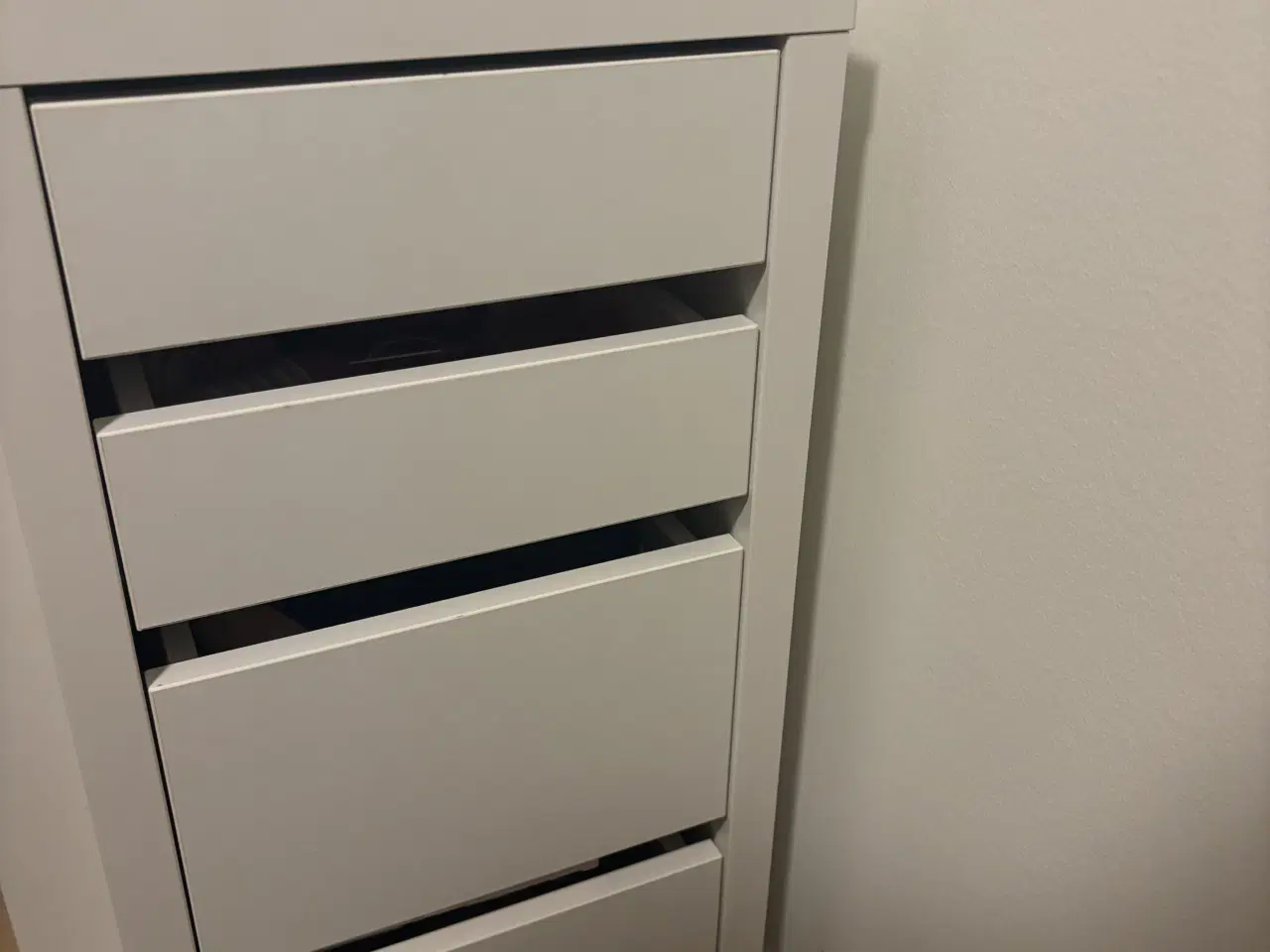 Billede 1 - IKEA kommode/skuffeelement med 4 skuffer