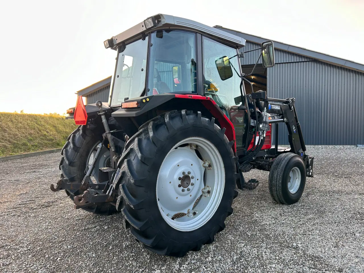 Billede 4 - MASSEY FERGUSON 6130 MED FRONTLÆSSER 