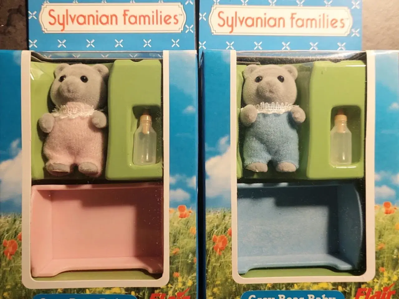 Billede 1 - Sylvanian Families 2003 retired grey bears