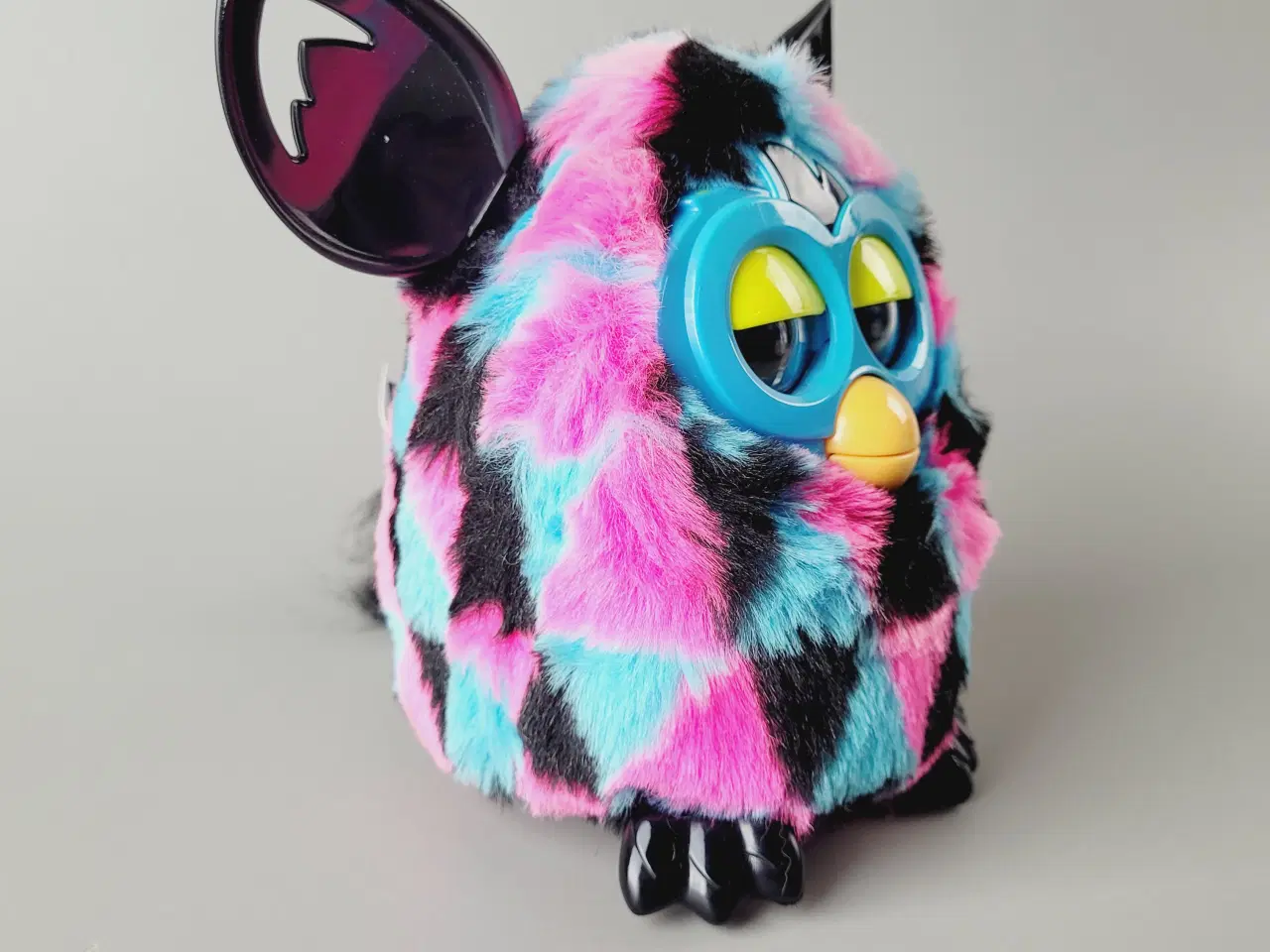 Billede 6 - ⭐️- Furby "Triangles" (2013 Model) - Pink Blå Sort