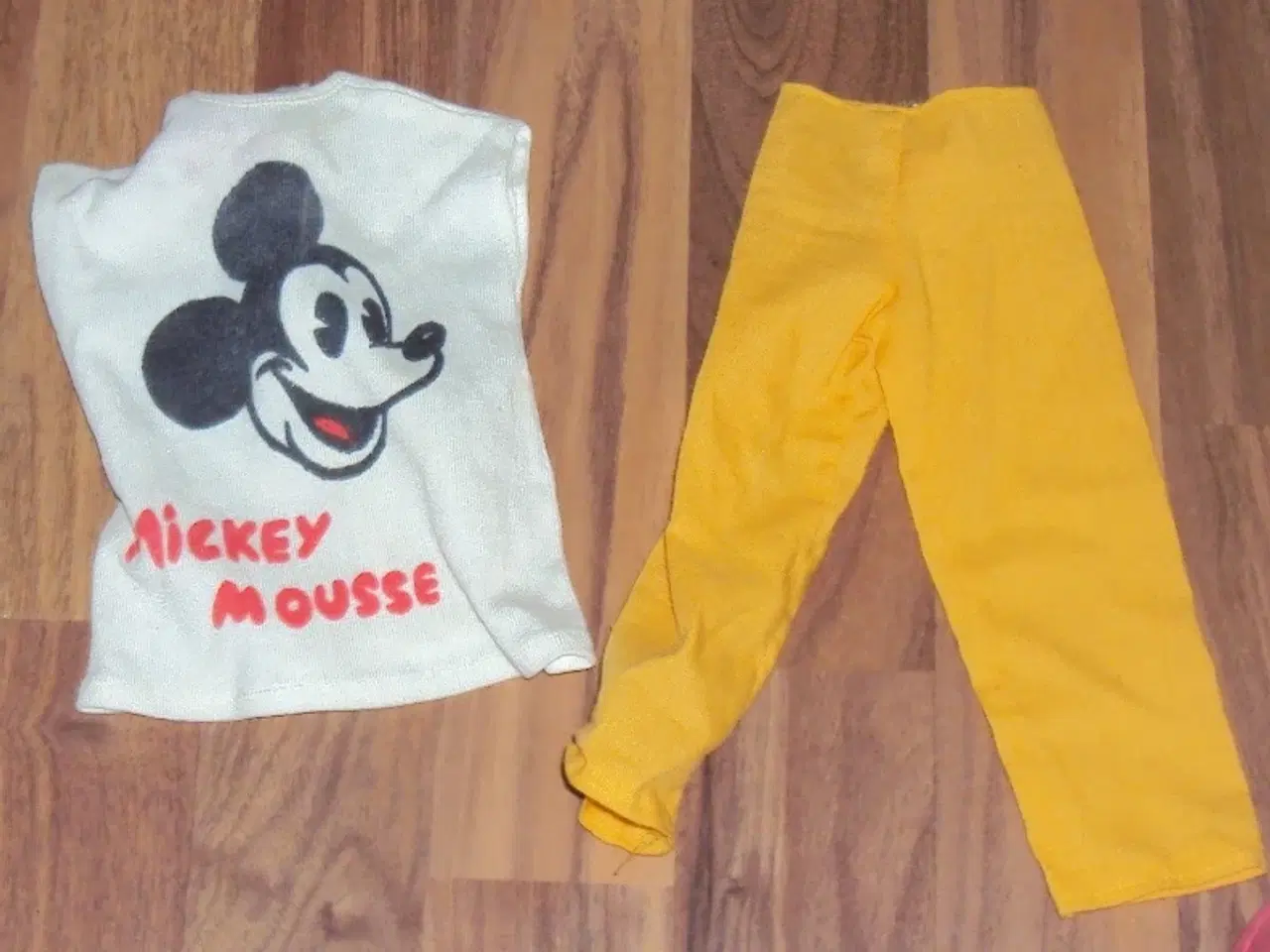 Billede 6 - tøj til famosa