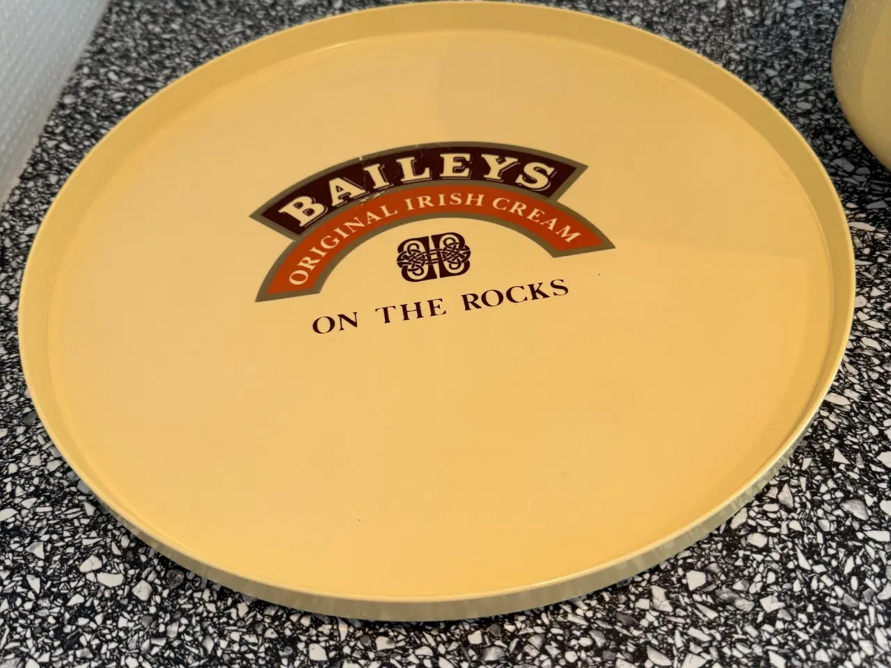 Billede 2 - Baileys isspand og serveringsbakke