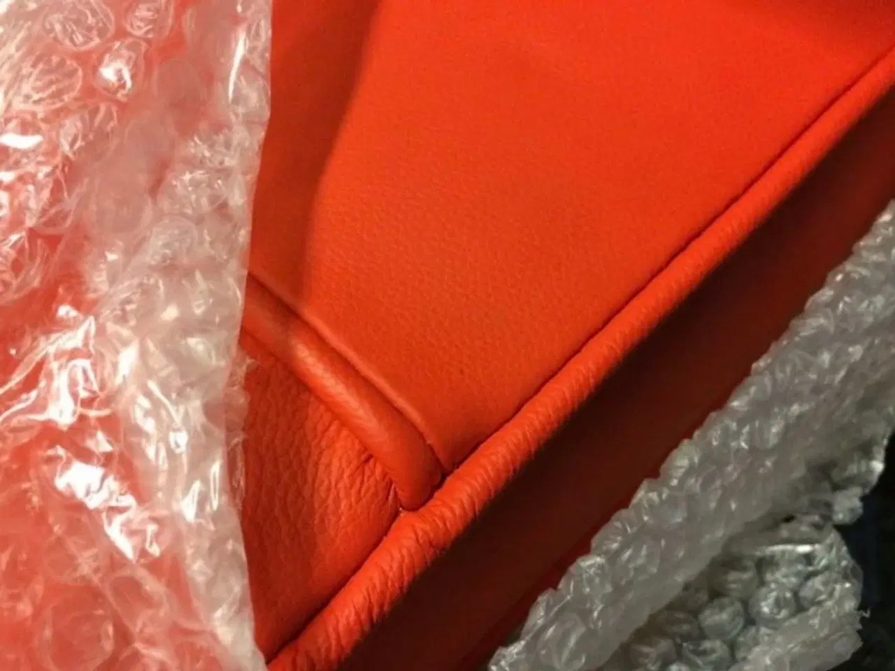 Billede 13 - Chaiselong stol med skammel læder